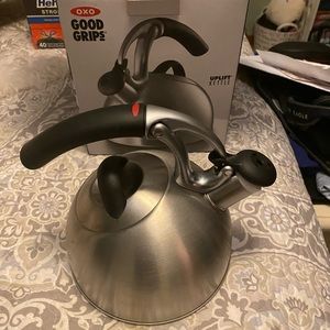 OXO Uplift Tea Kettle